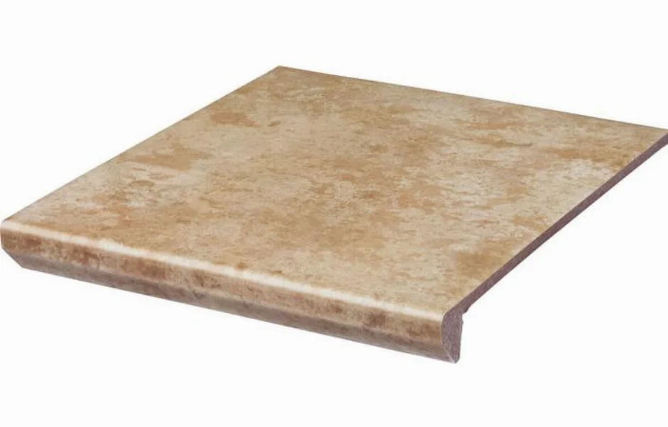 Ступень с капиносом прямая Ilario Beige 300x330x11 Paradyz