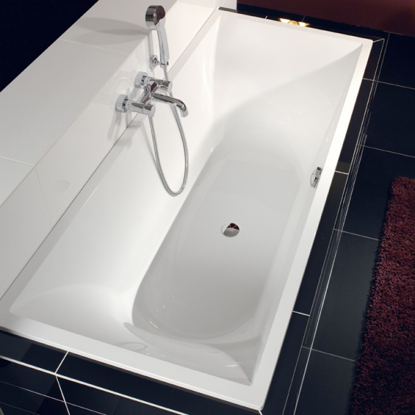 Ванна квариловая Villeroy & Boch La Belle 1800x800 мм, отдельно стоящая, панель графит, White Alpin