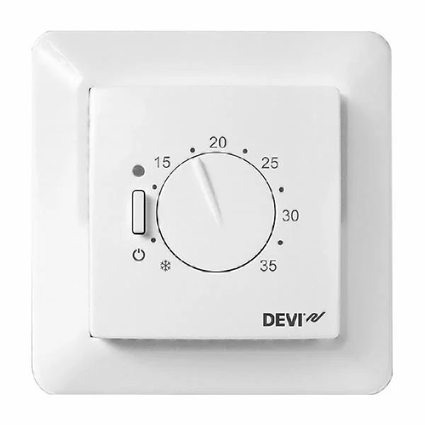 Терморегулятор DEVIreg 530 с датчиком пола 5...45 °С, 15A